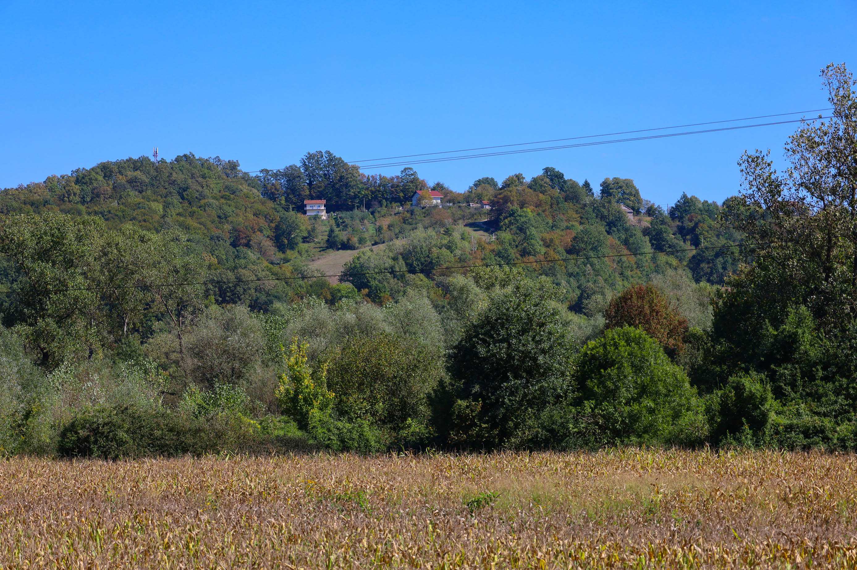Pogled na Kuću Martić sa glavnog puta Derventa-Prnjavor